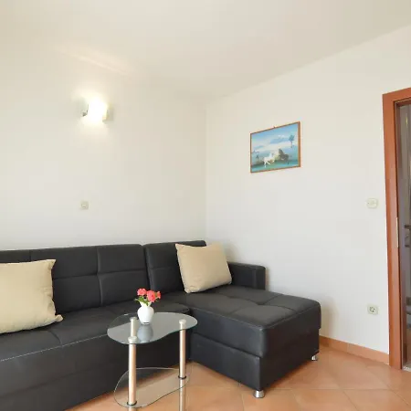 Apartamento Viktor-2 By Interhome Trogir